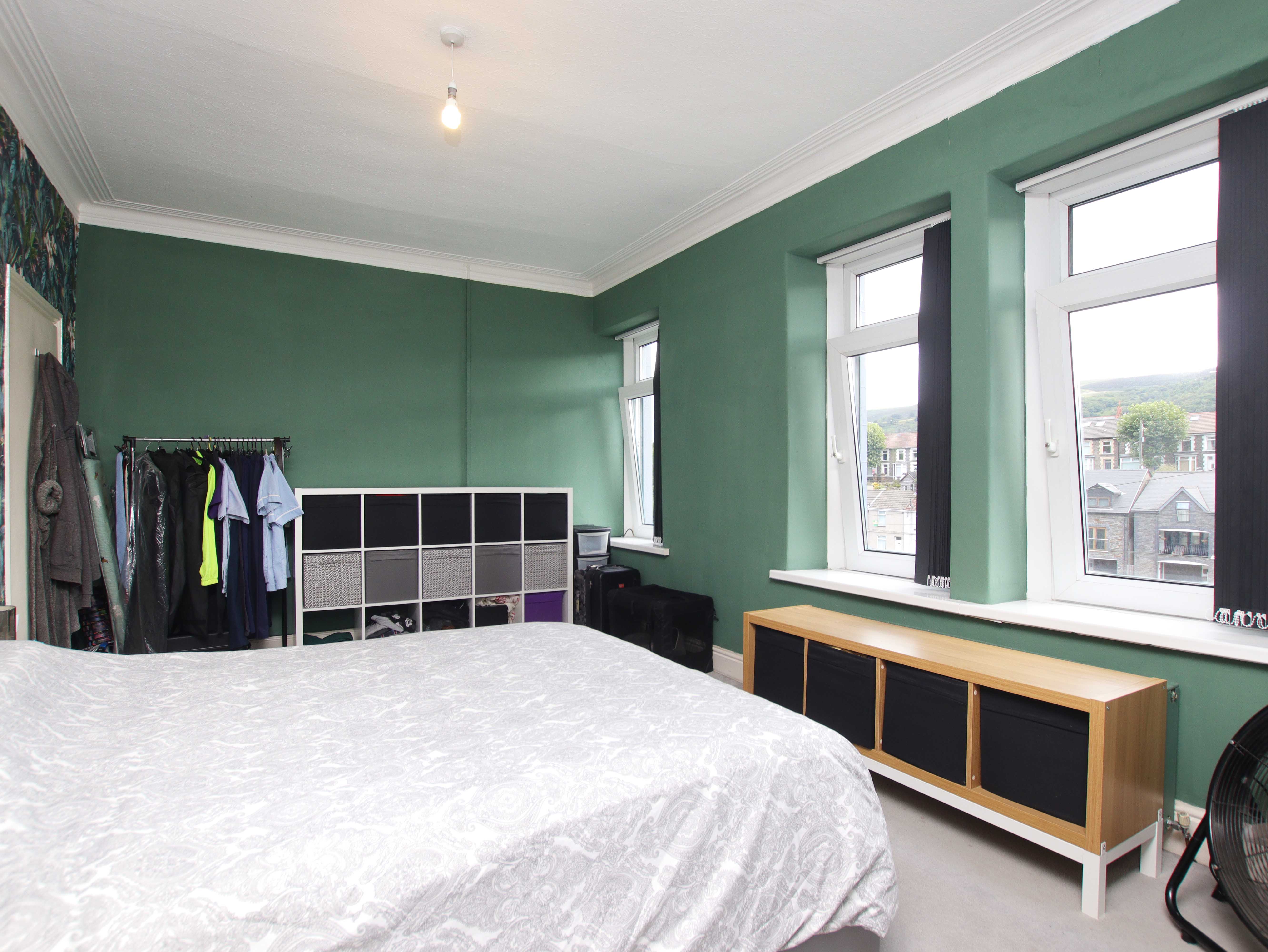 Berw Road, Pontypridd, CF37 2AA Three Estate Agents